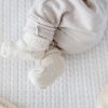 Na co zwrócić uwagę wybierając rozmiar skarpetek dla noworodka
